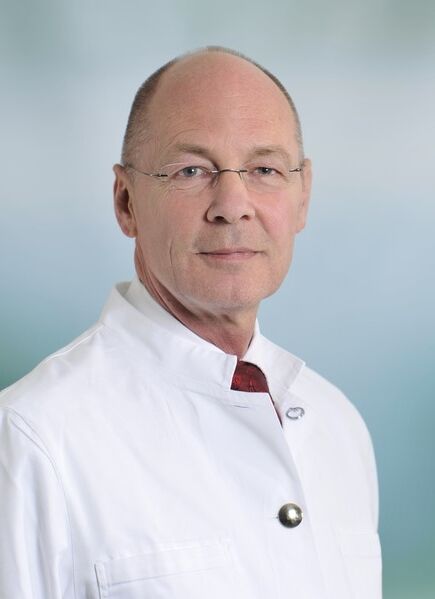 Doctor Rheumatologist Péter